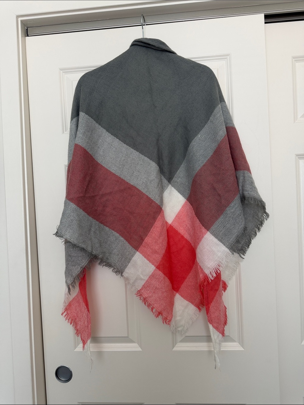 Plaid Fringe Poncho in Gray, Red, White
